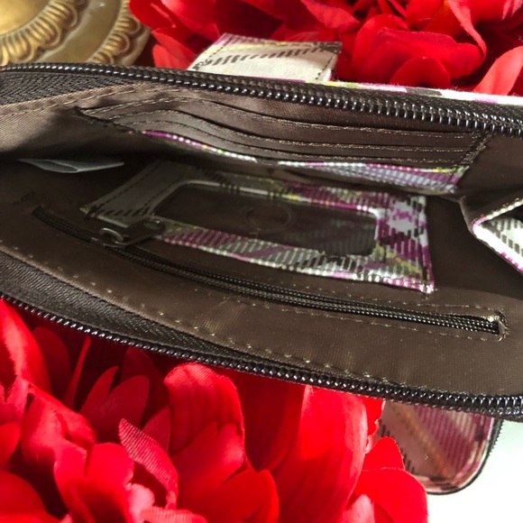 Thirty-one wristlet - Picture 3 of 5